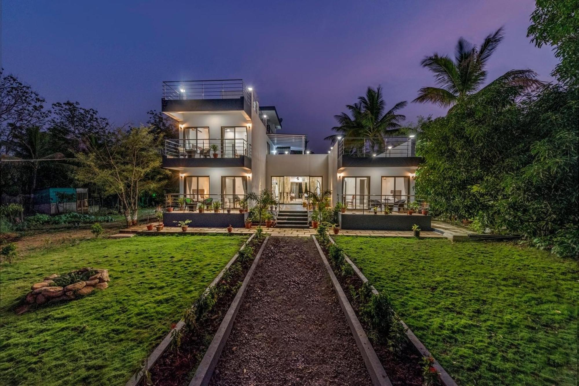 Saffronstays Lakeview Nivara - Farm Stay Villa With Private Pool Near Пуна Экстерьер фото