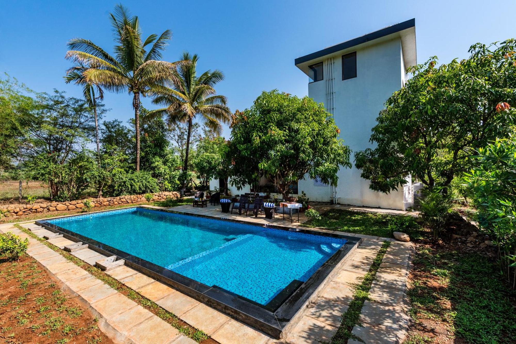 Saffronstays Lakeview Nivara - Farm Stay Villa With Private Pool Near Пуна Экстерьер фото